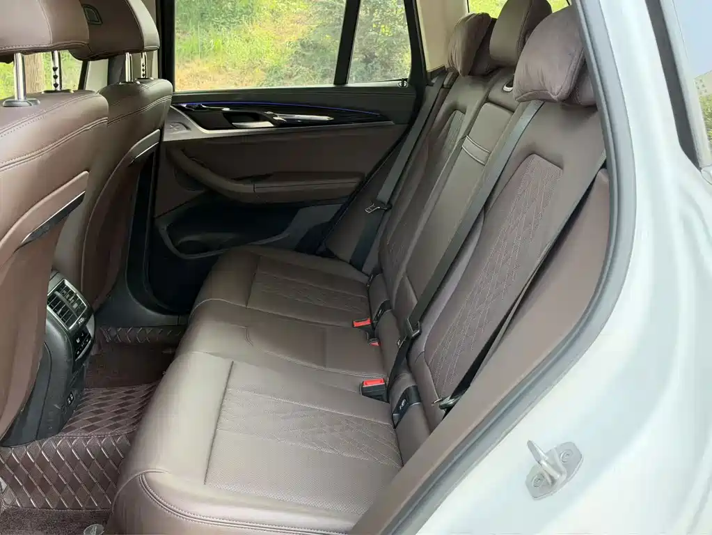 BMW X3 — миниатюра 12