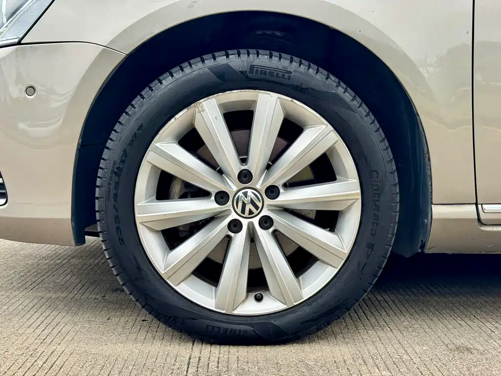 Volkswagen Magotan 2012 2.0TSI Luxury
