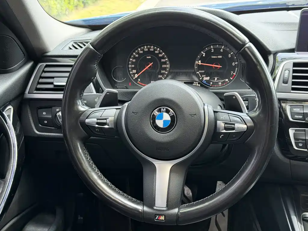 BMW 3 Series — миниатюра 6