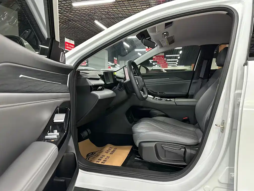 GEELY GALAXY GALAXY L6