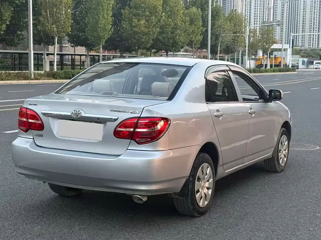 Toyota Corolla — миниатюра 9