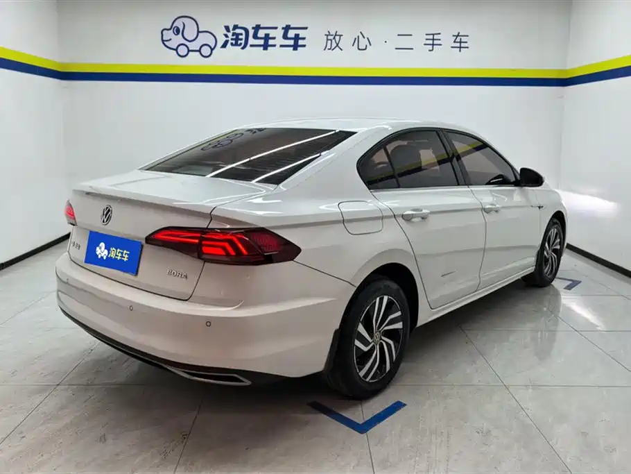 Volkswagen Bora 2020 1.5L AT Comfort