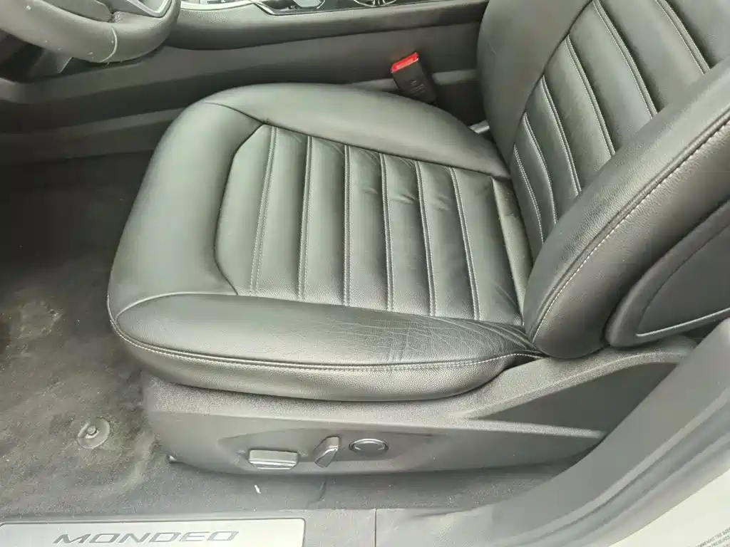 Ford Mondeo — миниатюра 20