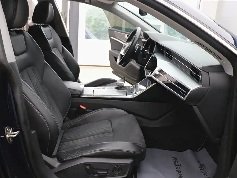 Audi A7L 45TFSI S-line Dream Builder Type Liujing Package, фото 24