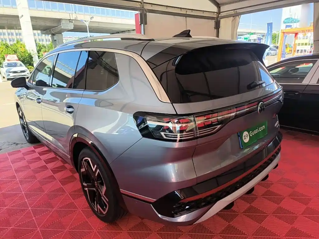 Volkswagen Talagon — миниатюра 5