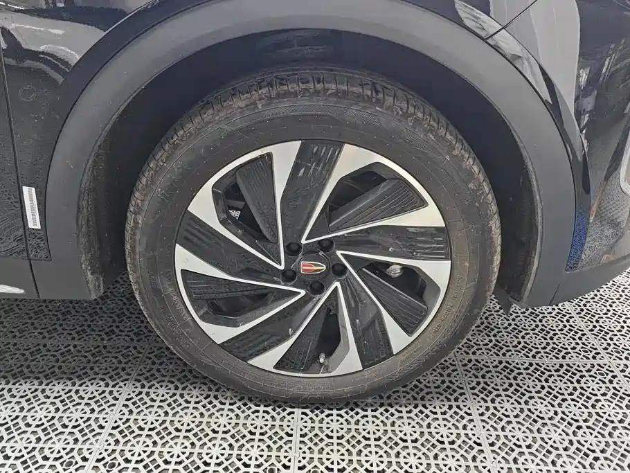 Hongqi Hongqi HS7 PHEV — миниатюра 6