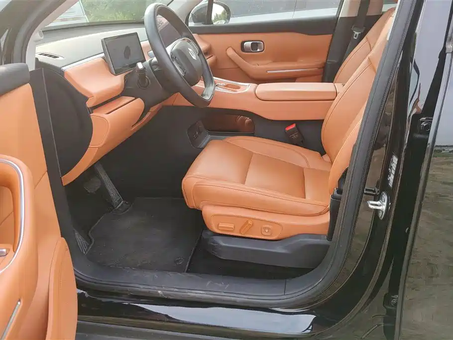 Leapmotor C16 2026 280 6 мест