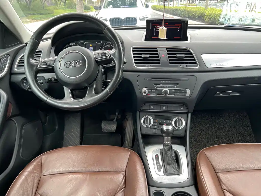 Audi Q3 — миниатюра 11