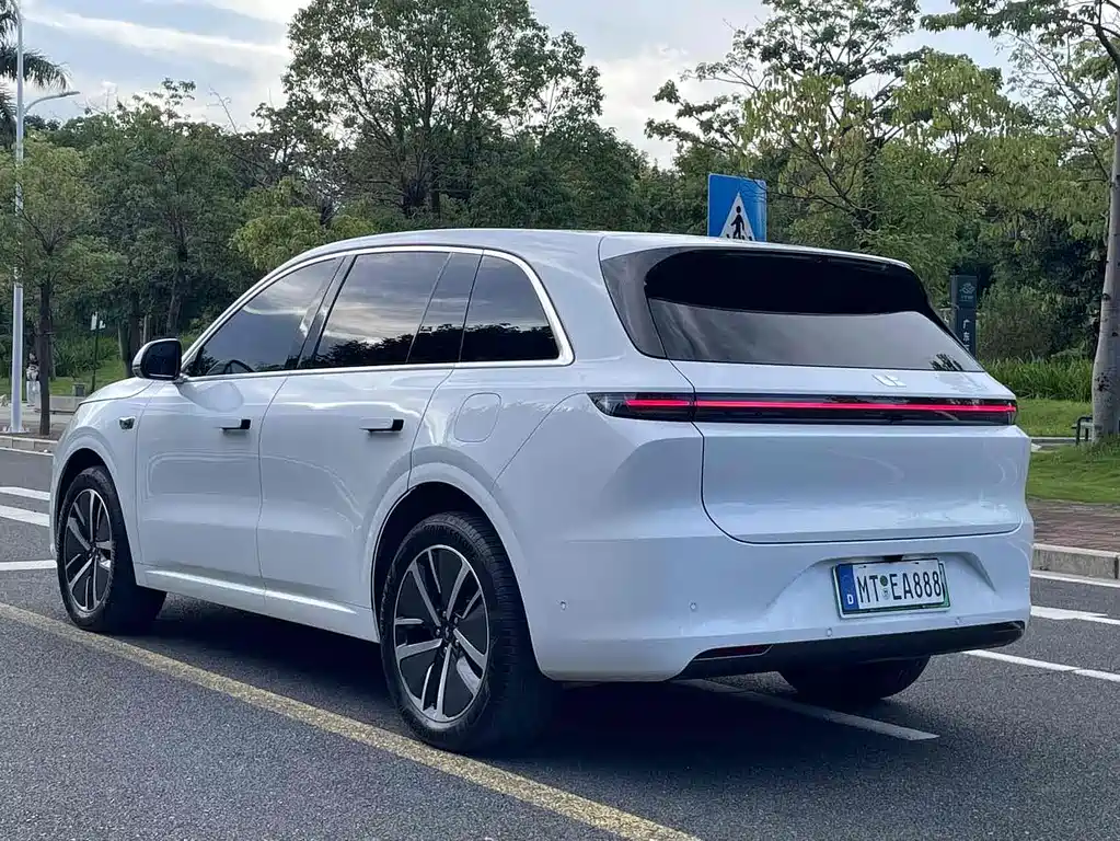 Li Auto L6 2024 Pro