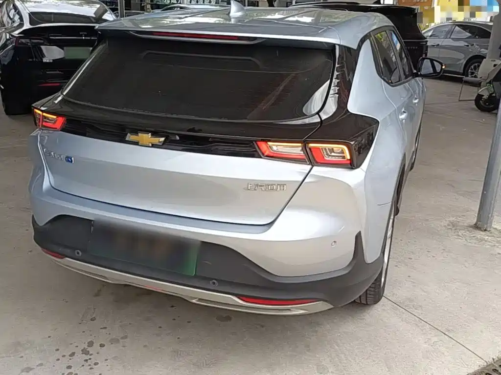 Chevrolet Menlo — миниатюра 6