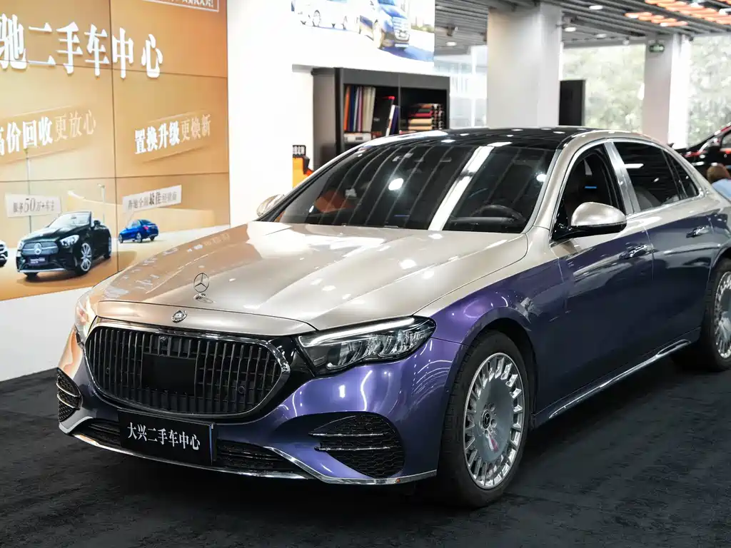 Mercedes-Benz E-Class 2024