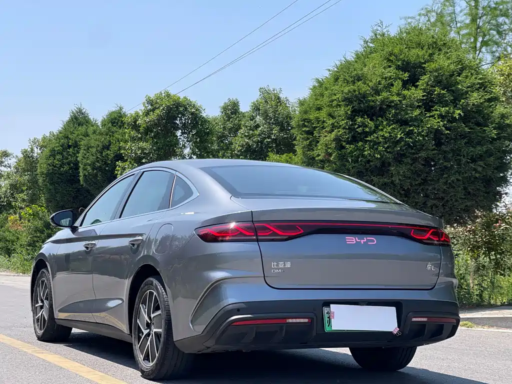 BYD Qin L - фото 5