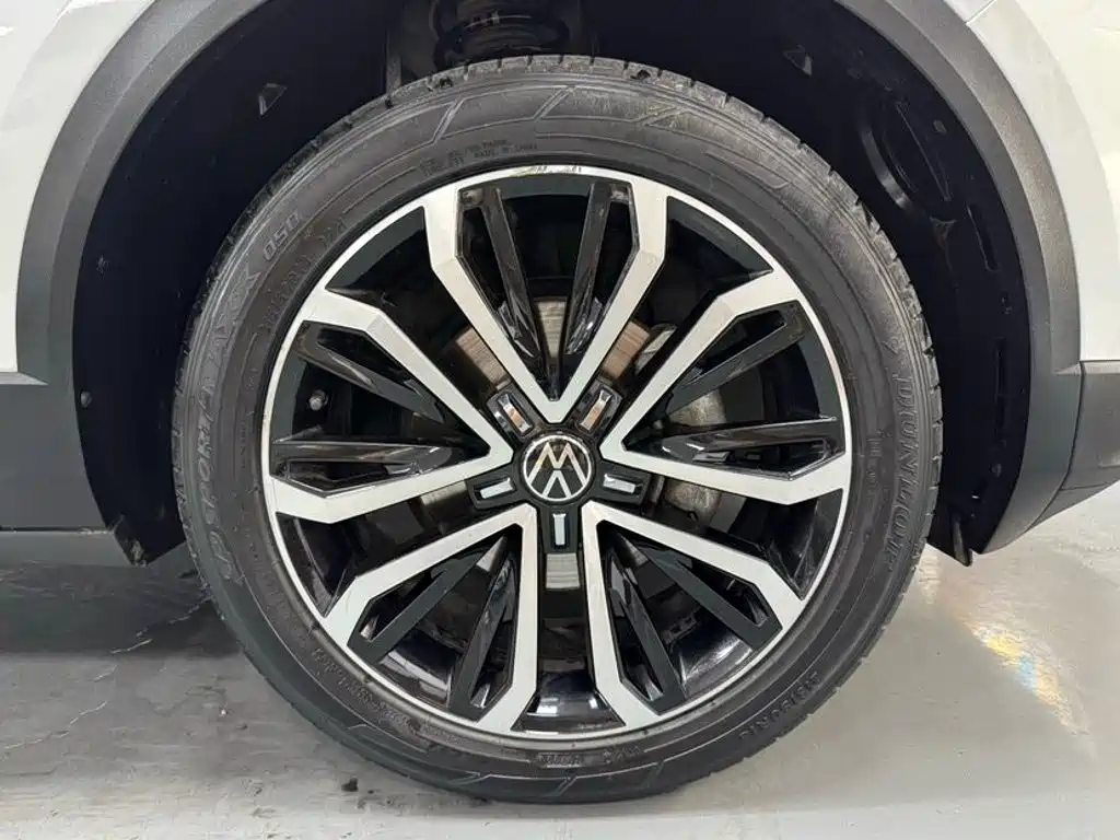 Volkswagen T-Roc — миниатюра 19