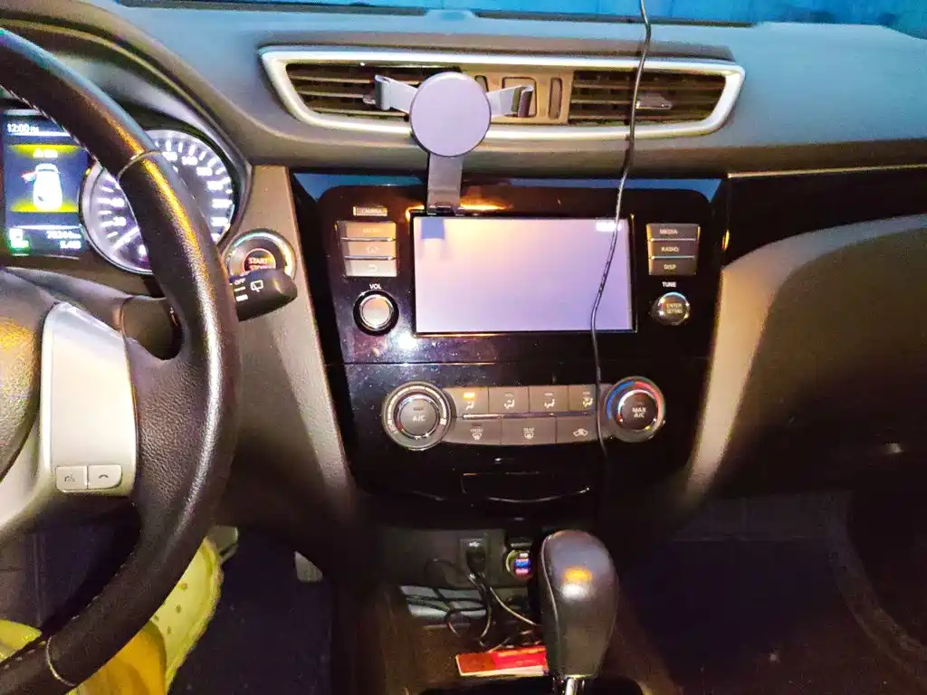 Nissan Qashqai — миниатюра 9