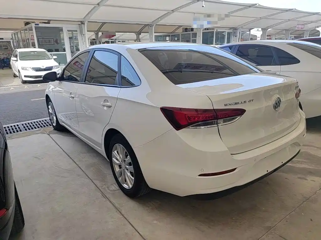 Buick Excelle — миниатюра 5