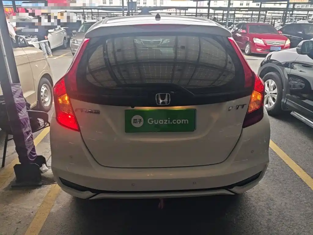 Honda Fit — миниатюра 6