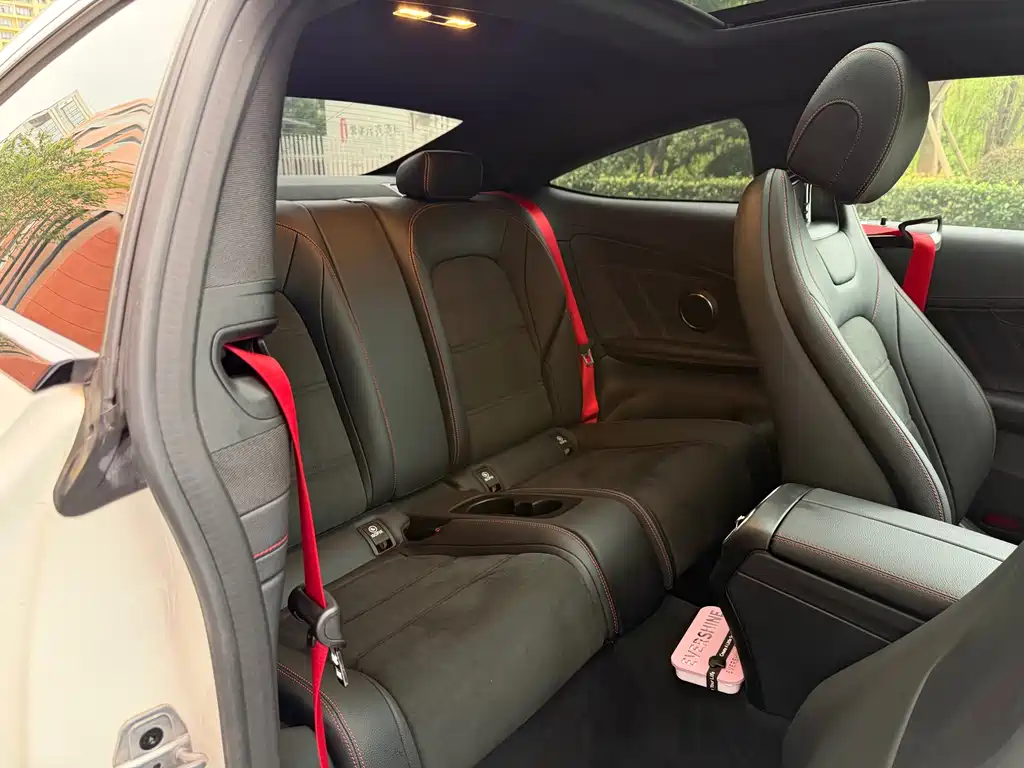 Mercedes-Benz C-Class (Import) — миниатюра 11