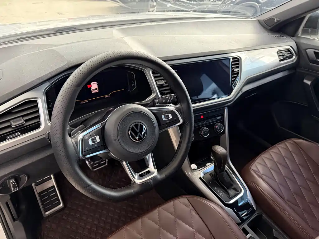 VOLKSWAGEN T ROC EXPLORING SONGS