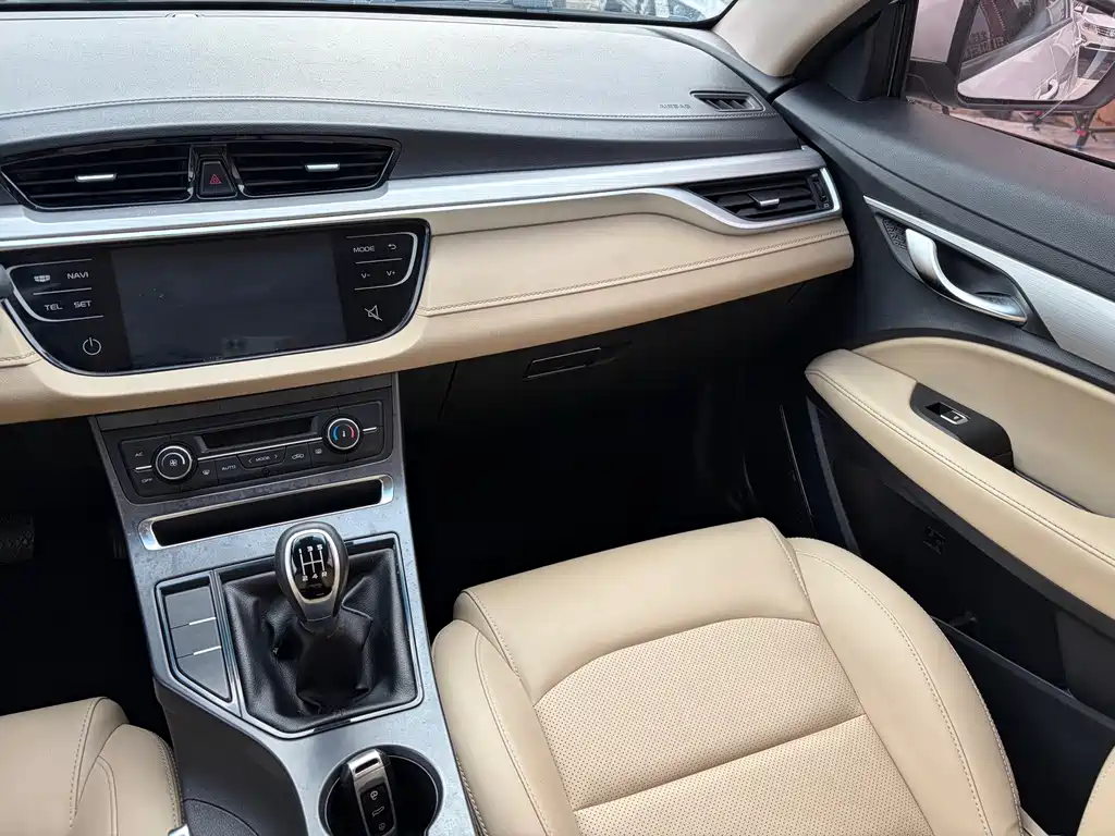 Geely Emgrand — миниатюра 12