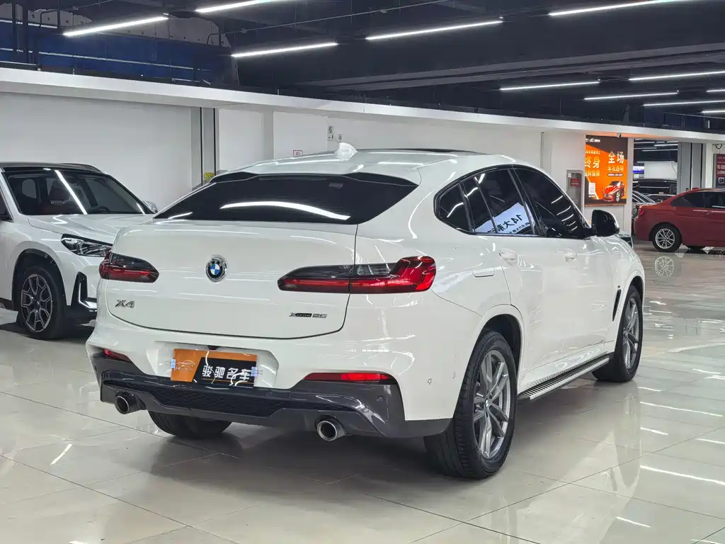 BMW X4 — миниатюра 26