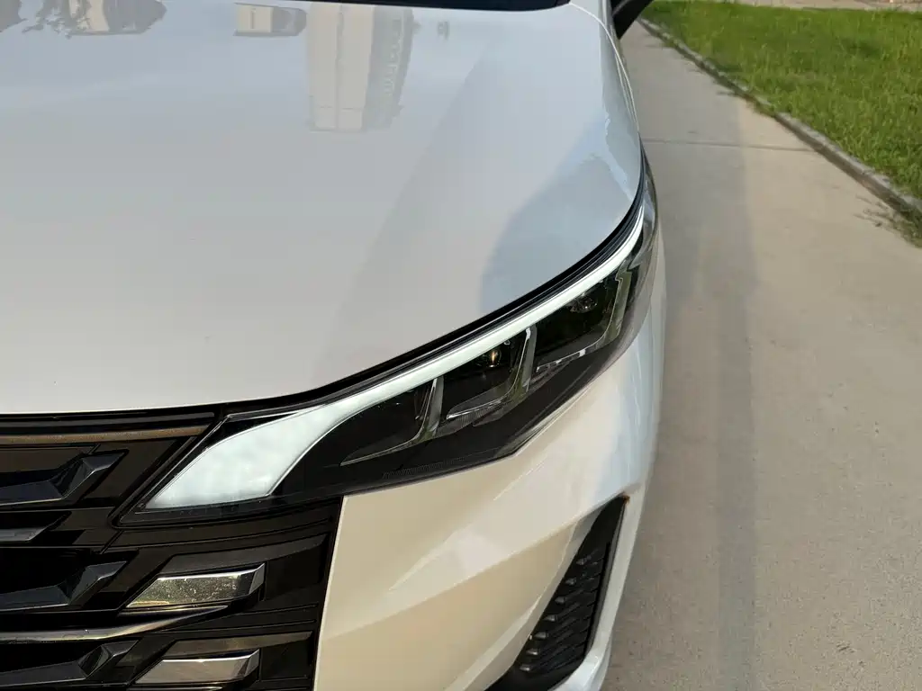 GAC Motor Trumpchi M6 — миниатюра 12