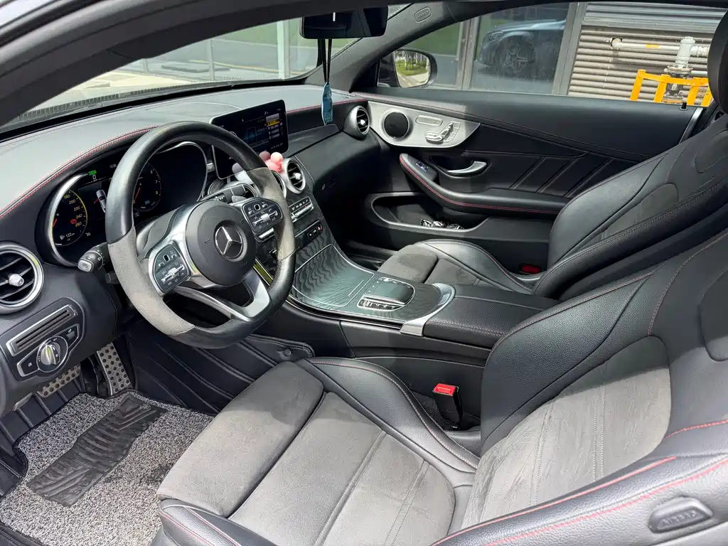 Mercedes-Benz C-Class (Import) — миниатюра 5