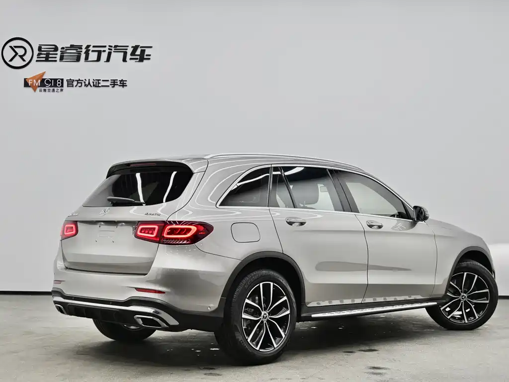 MERCEDES-BENZ GLC