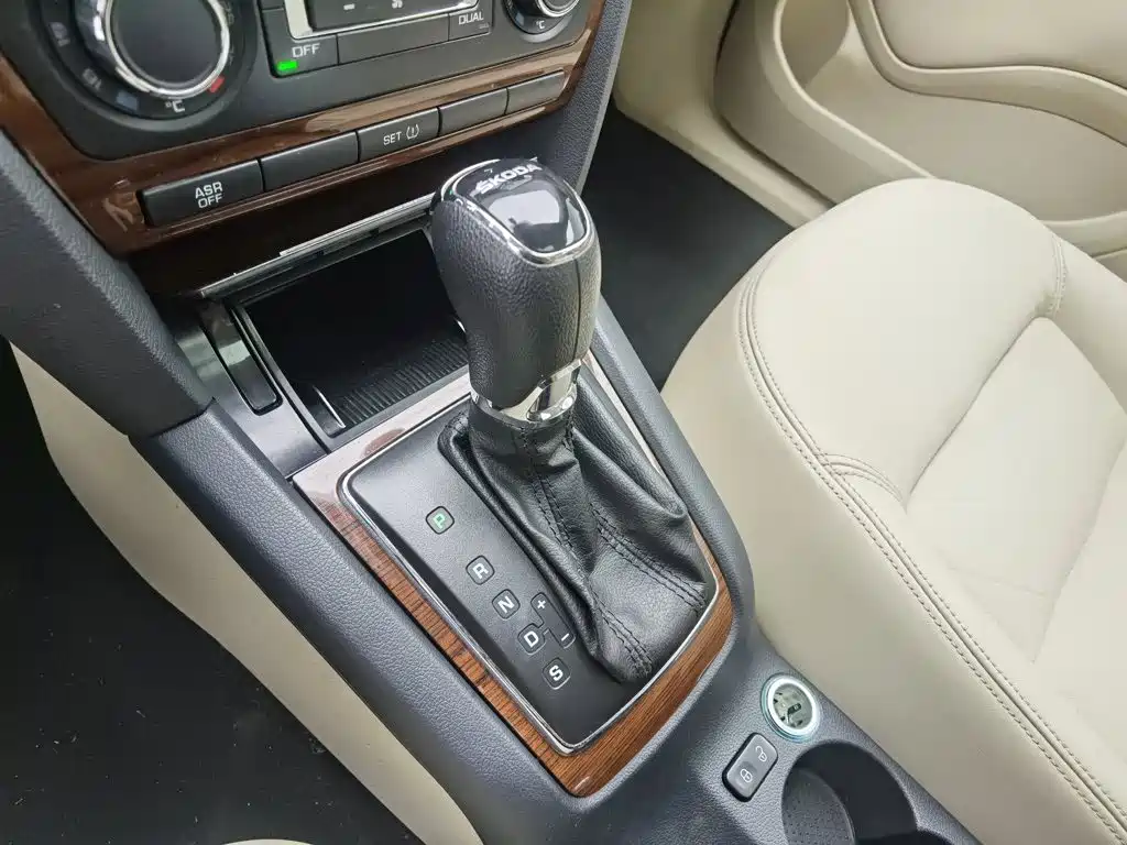 Skoda Octavia — миниатюра 13
