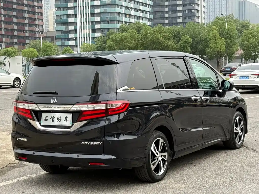 Honda Odyssey — миниатюра 4