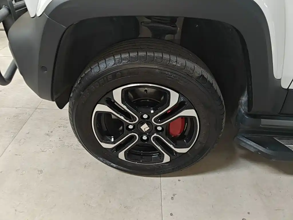 Baojun Yueye — миниатюра 23