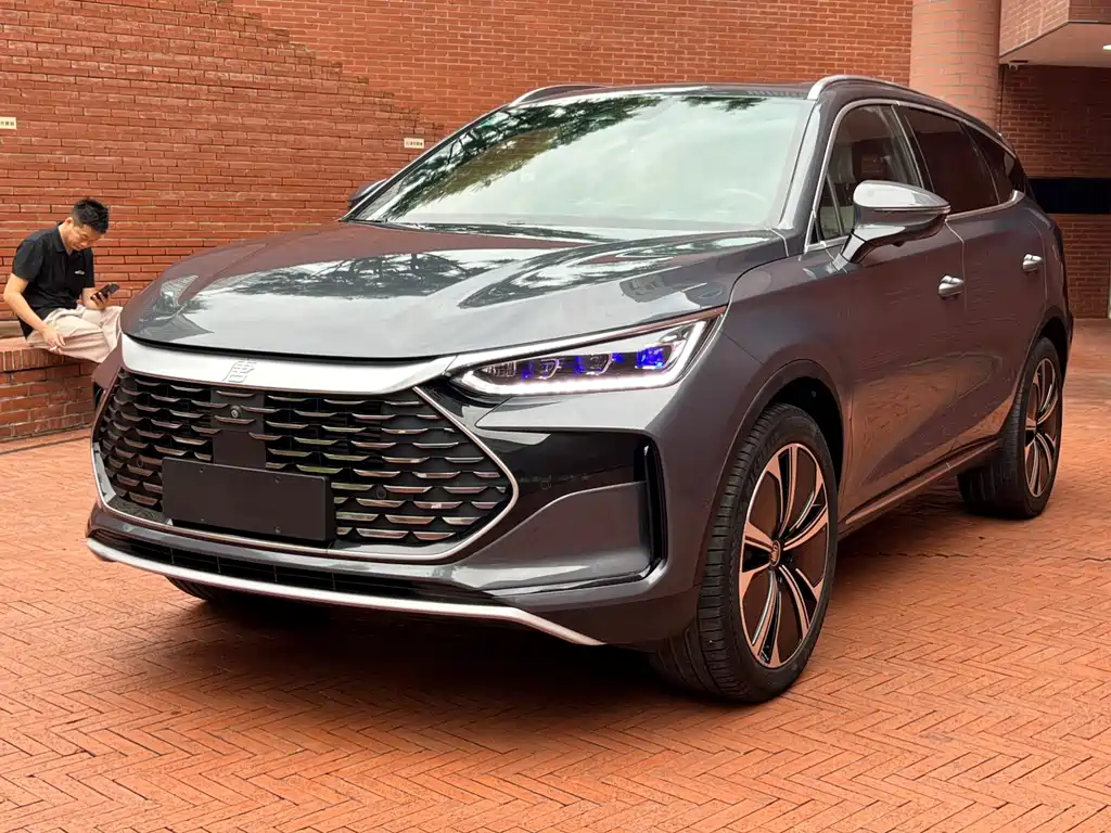 2022 BYD Tang - zdjęcie 1 z 14