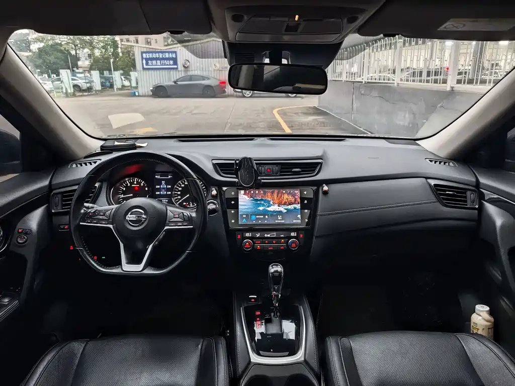 Nissan X-Trail — миниатюра 6