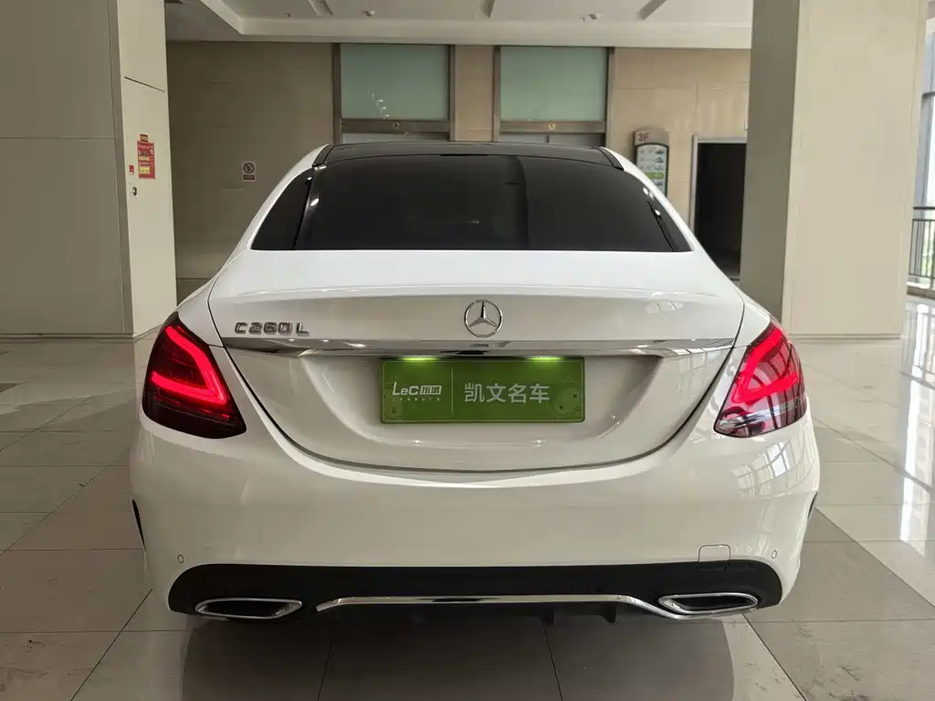 Mercedes-Benz C-Class — миниатюра 5