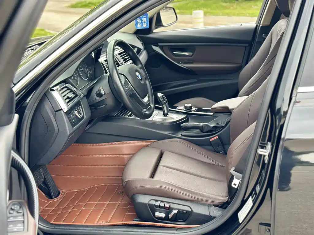 BMW 3 Series — миниатюра 8