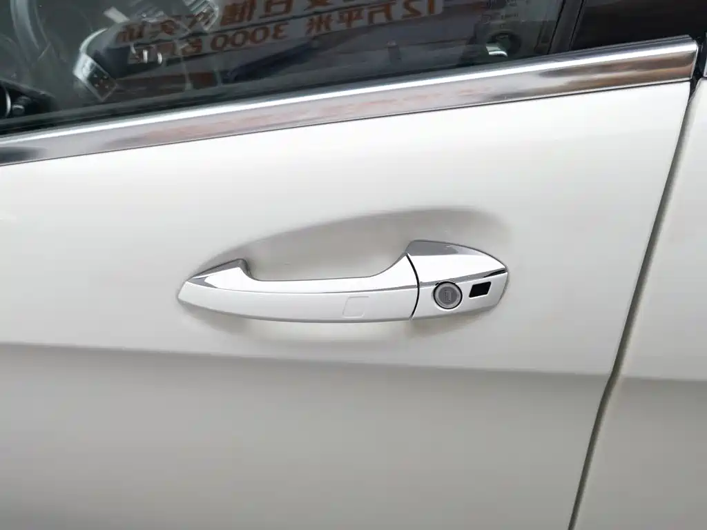 Mercedes-Benz CLS — миниатюра 18