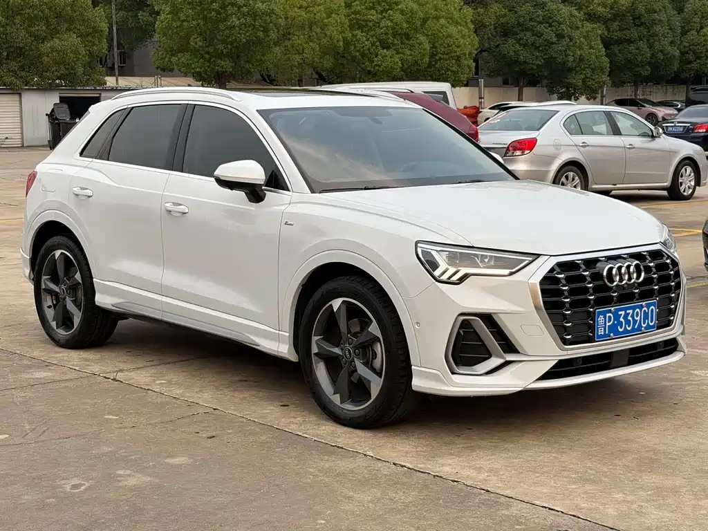 Audi Q3 2022 35 TFSI Fashion