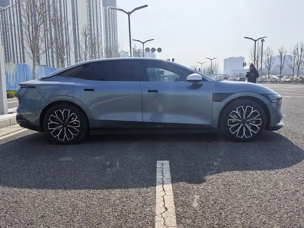 ZEEKR EXTREME KRYPTON 007