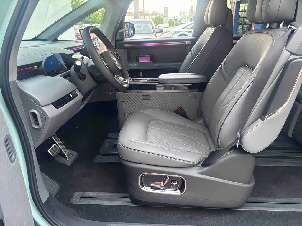 Zeekr Mix 2025 Smart Drive