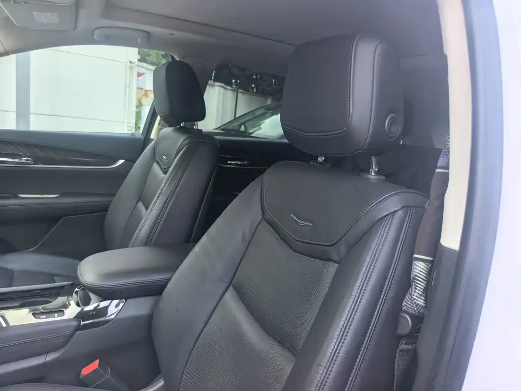 Cadillac XT5 — миниатюра 13