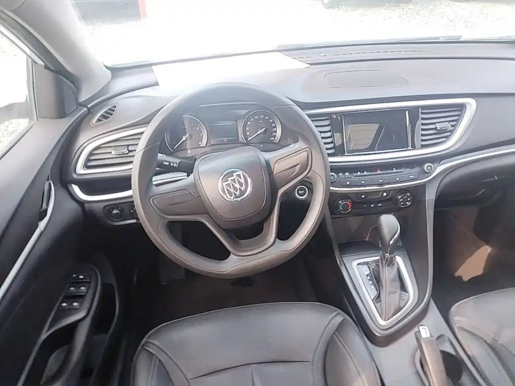 Buick Excelle — миниатюра 11