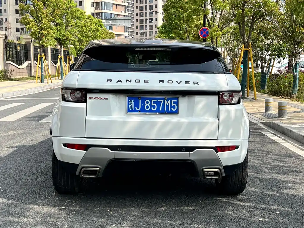 Land Rover Range Rover Evoque 2013 2.0T 3