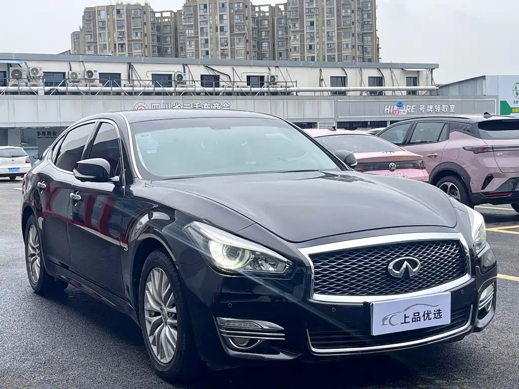 Infiniti Q70 — миниатюра 3