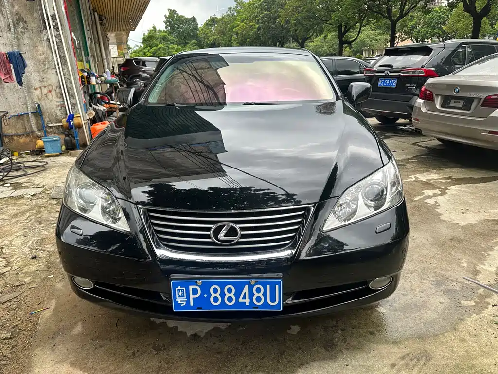Lexus ES — миниатюра 5