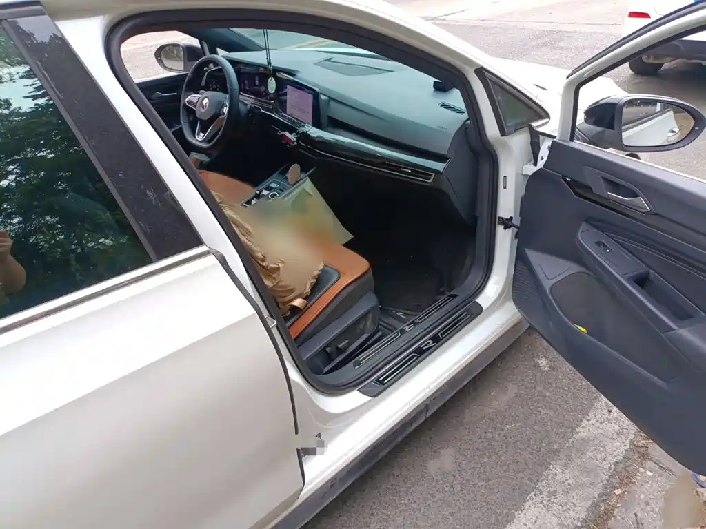 Volkswagen Golf — миниатюра 17