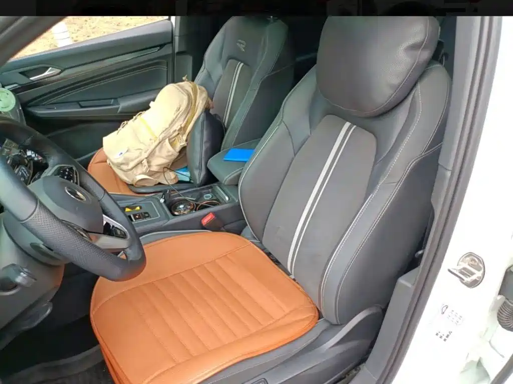 Volkswagen Golf — миниатюра 12