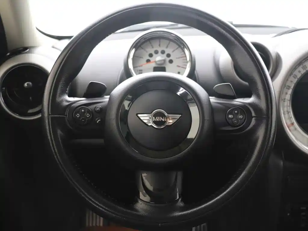 MINI Mini Countryman — миниатюра 8