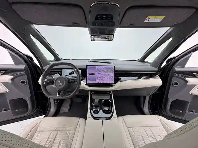 Zeekr 009 2024 мест Executive 108kWh