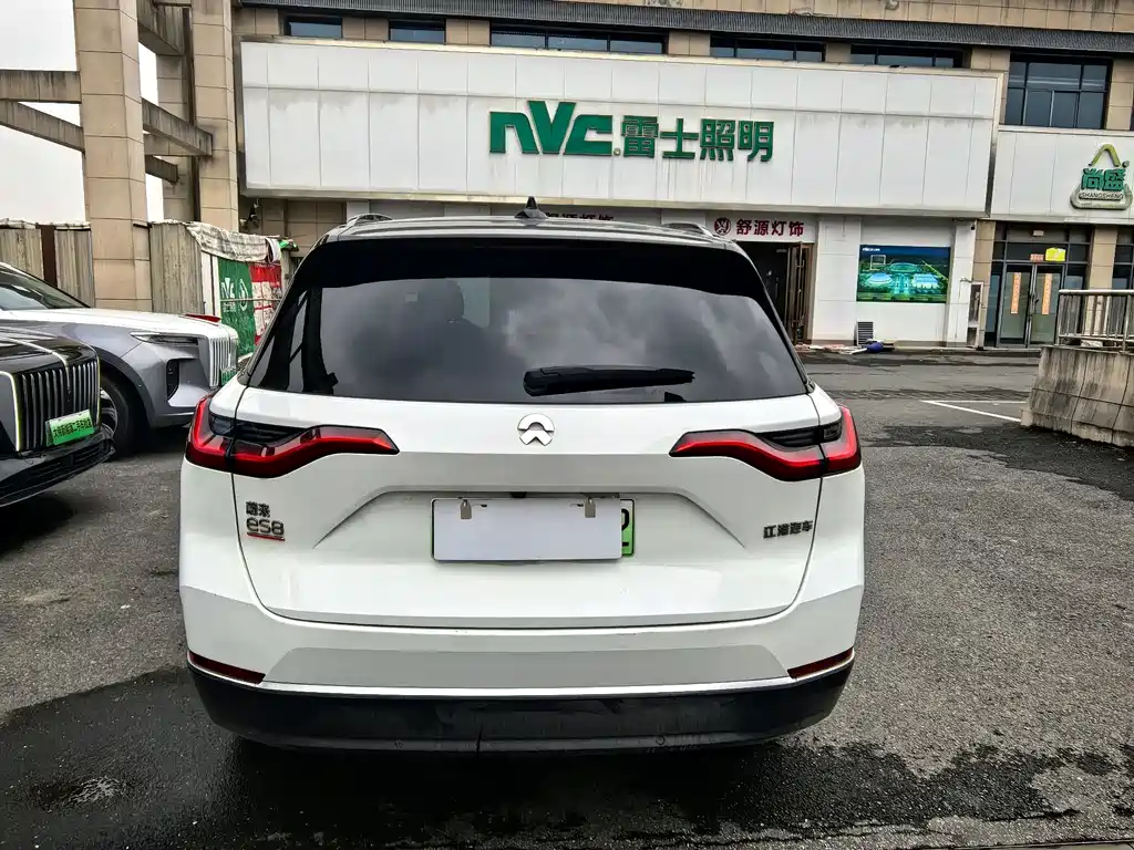 NIO NIO ES8