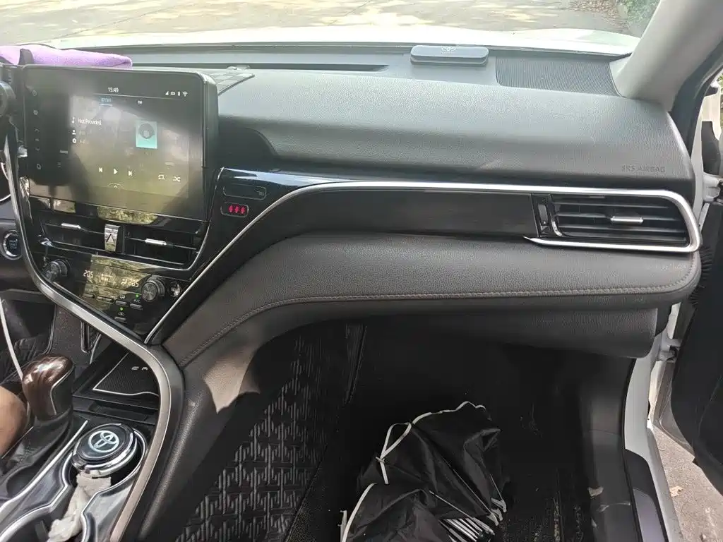 Toyota Camry — миниатюра 6