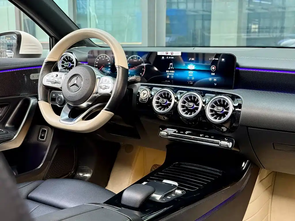 MERCEDES-BENZ A CLASS